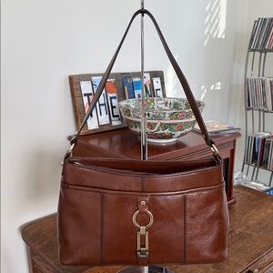 Etienne Aigner rich brown leather shoulder bag w/brushed gold hardware